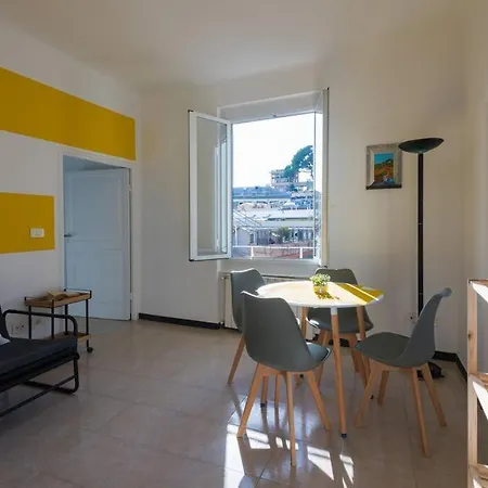 Salita S. Anna - Affitti Brevi Italia Apartment *